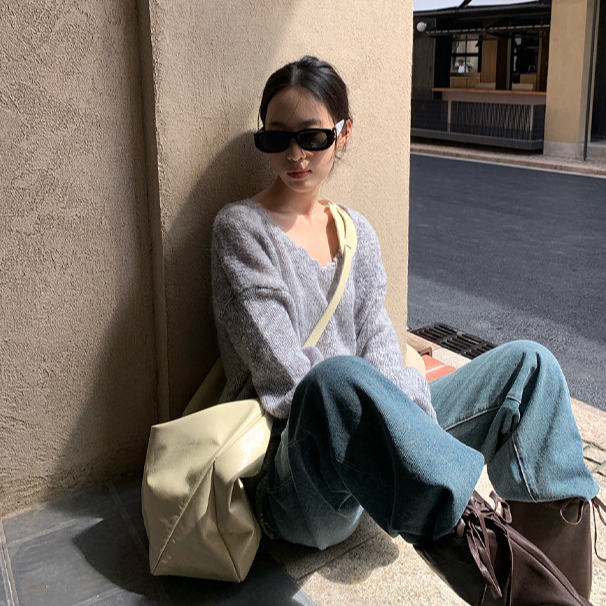 秋款美拉德韩系通勤套头宽松v领毛衣女F2335