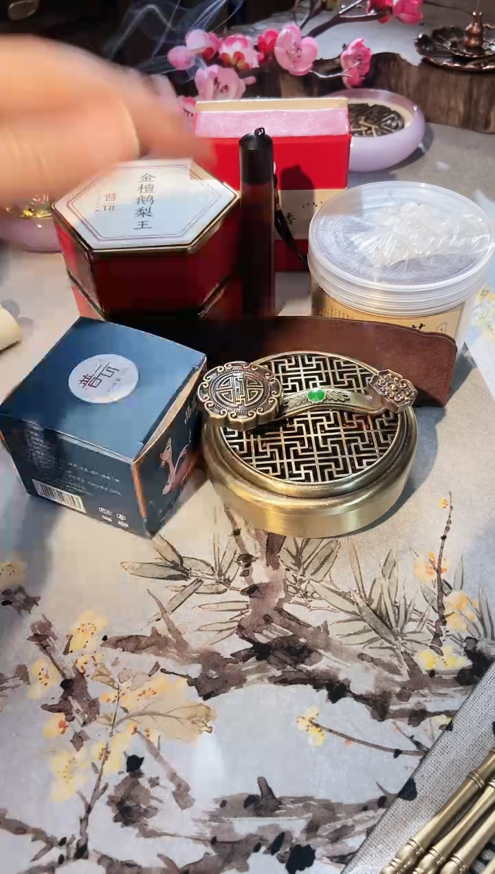 【闪购商品】1新年盘香组合