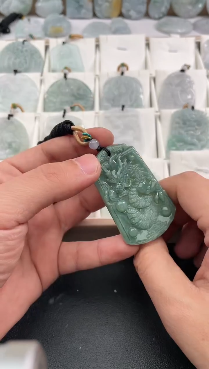 颈饰未镶嵌翡翠26/01/02/137