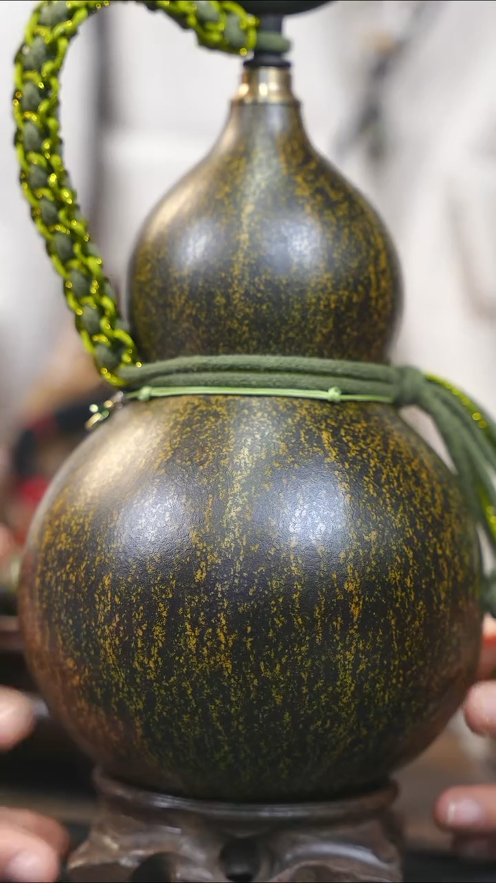 【闪购商品】WT193大漆酒葫芦不包手串及旋转底座
