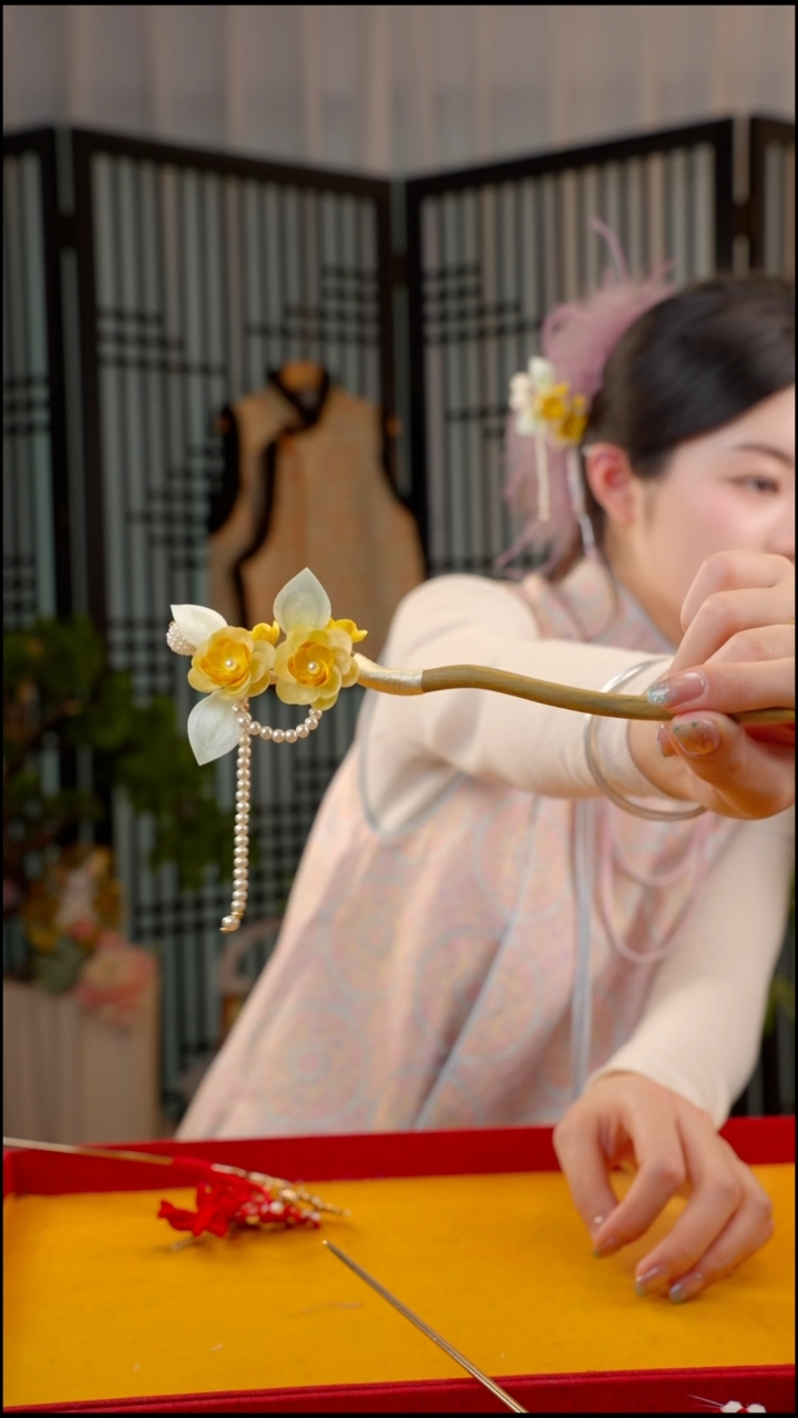 刺绣R**e非遗苏绣手工饰品