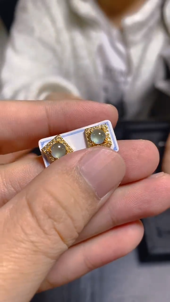 【闪购商品】翡翠耳饰未镶嵌0044913144多样性发一