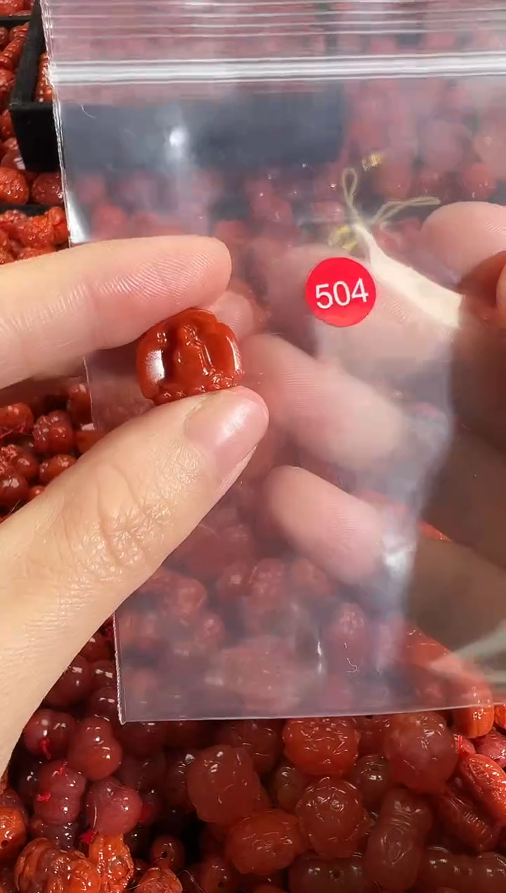 颈饰未镶嵌南红玛瑙1