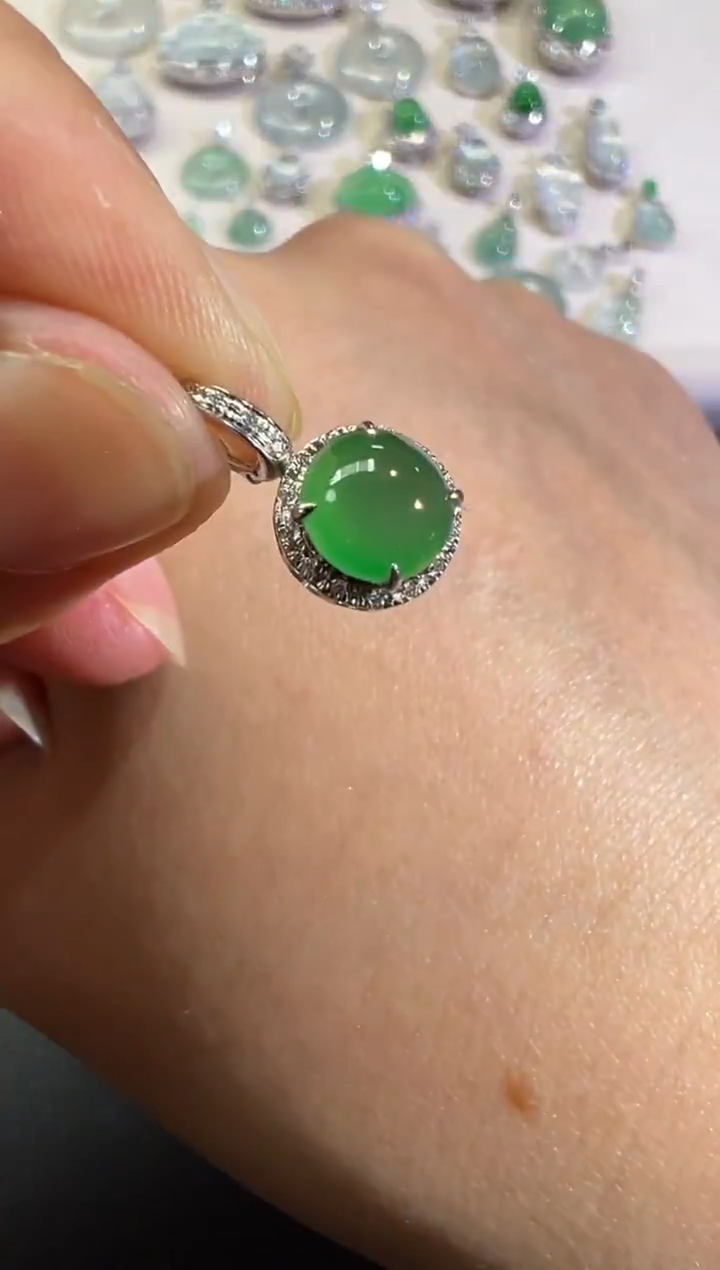 吊坠(不含链)18K金镶嵌翡翠B282|2800