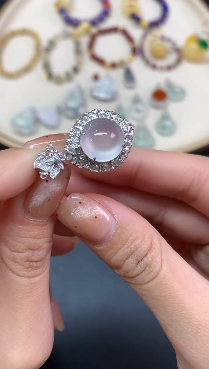 【闪购商品】翡翠吊坠(不含链)18K金镶嵌吊坠A475|19800