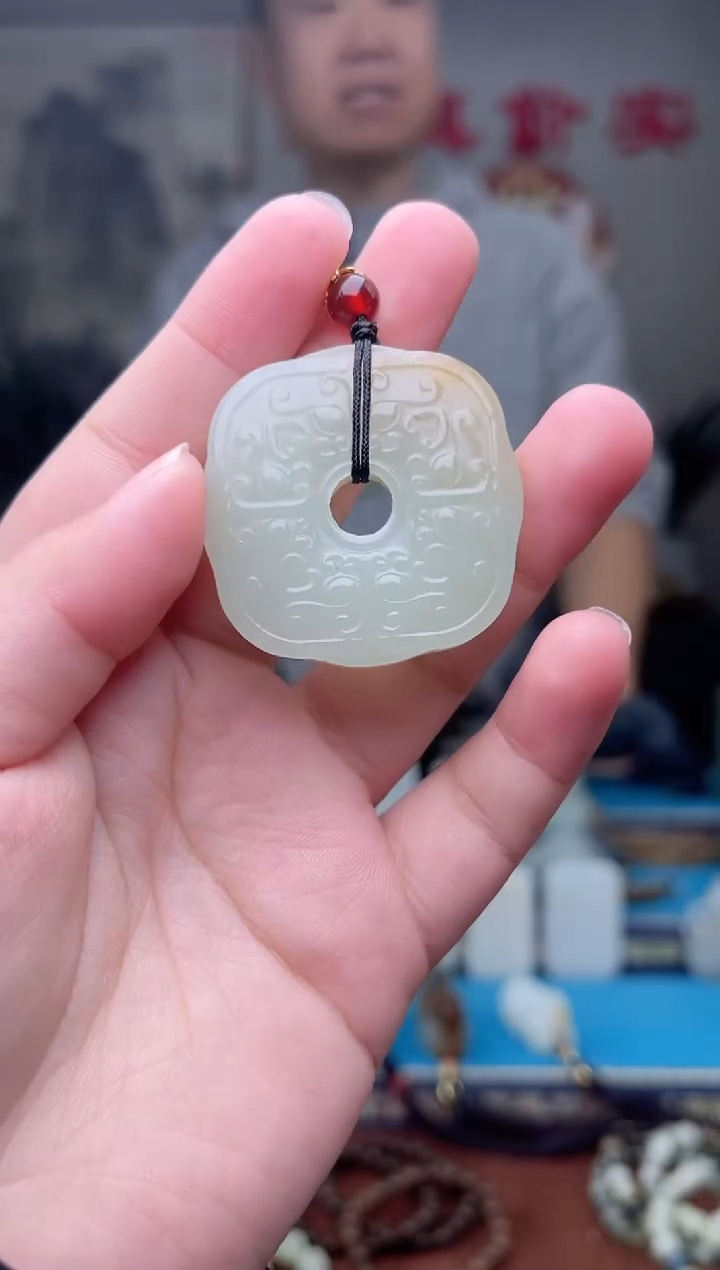 【闪购商品】和田玉未镶嵌挂件1