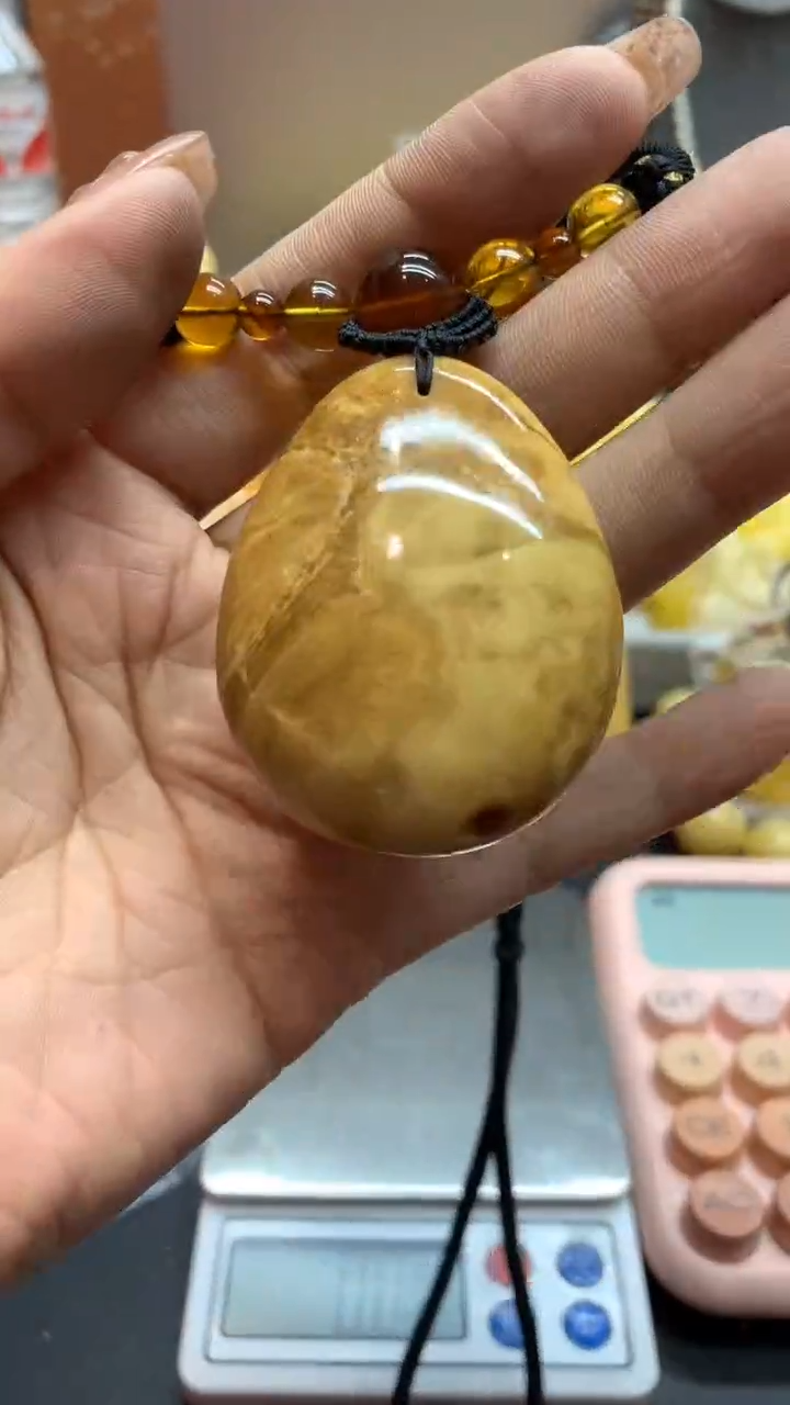 【闪购商品】未镶嵌琥珀珠宝奇石286