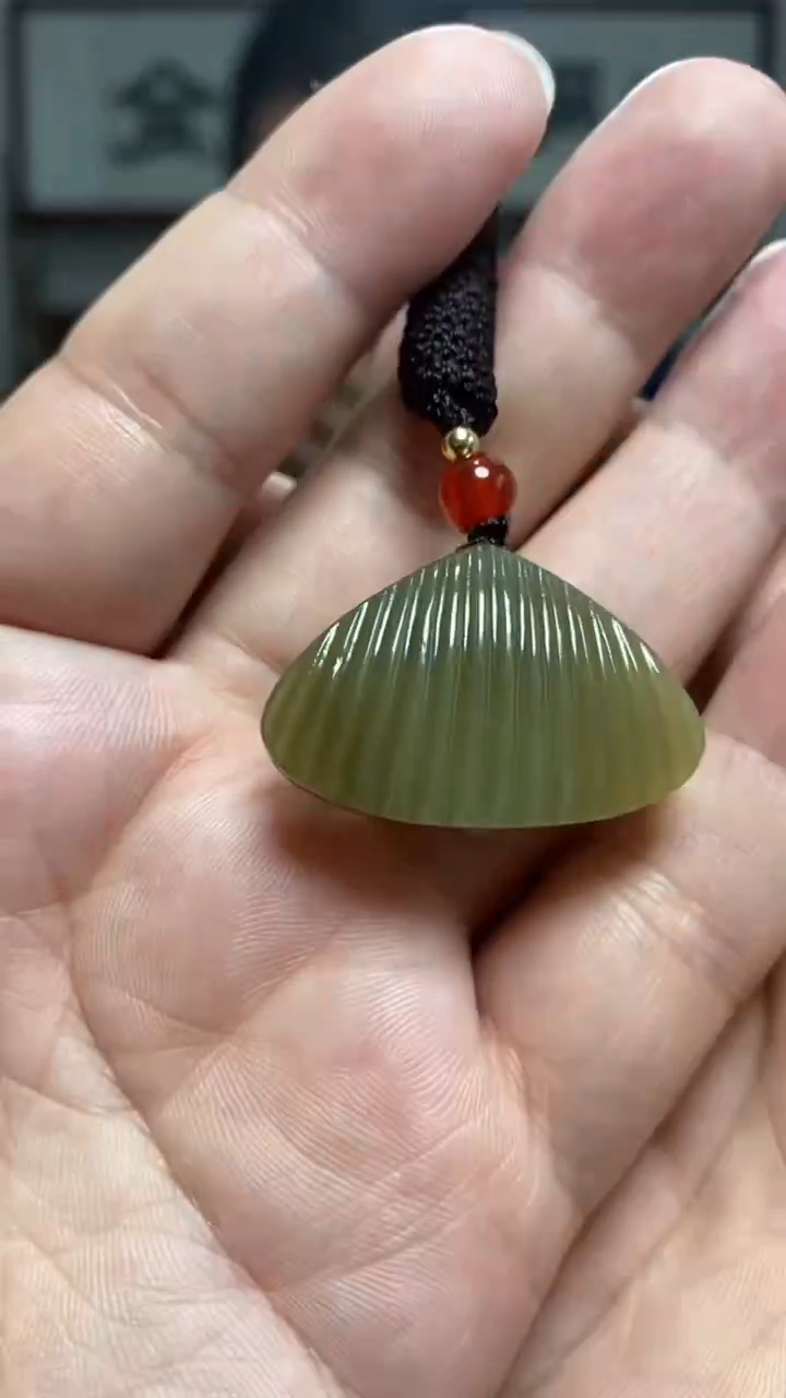 颈饰未镶嵌和田玉4