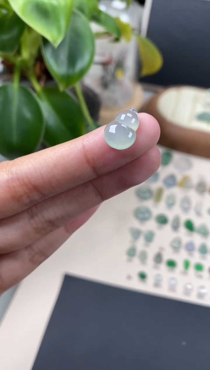 【闪购商品】翡翠颈饰未镶嵌翡翠冰种葫芦