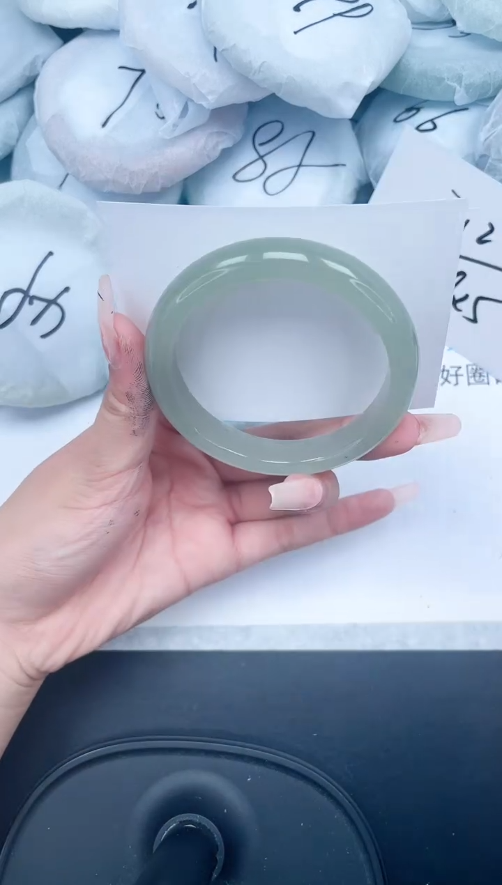 【闪购商品】和田玉（糖玉）手镯未镶嵌402-56