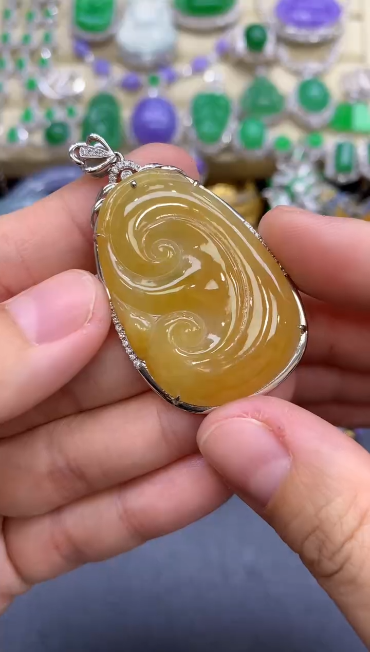 颈饰18K金镶嵌翡翠235-中国好珍宝