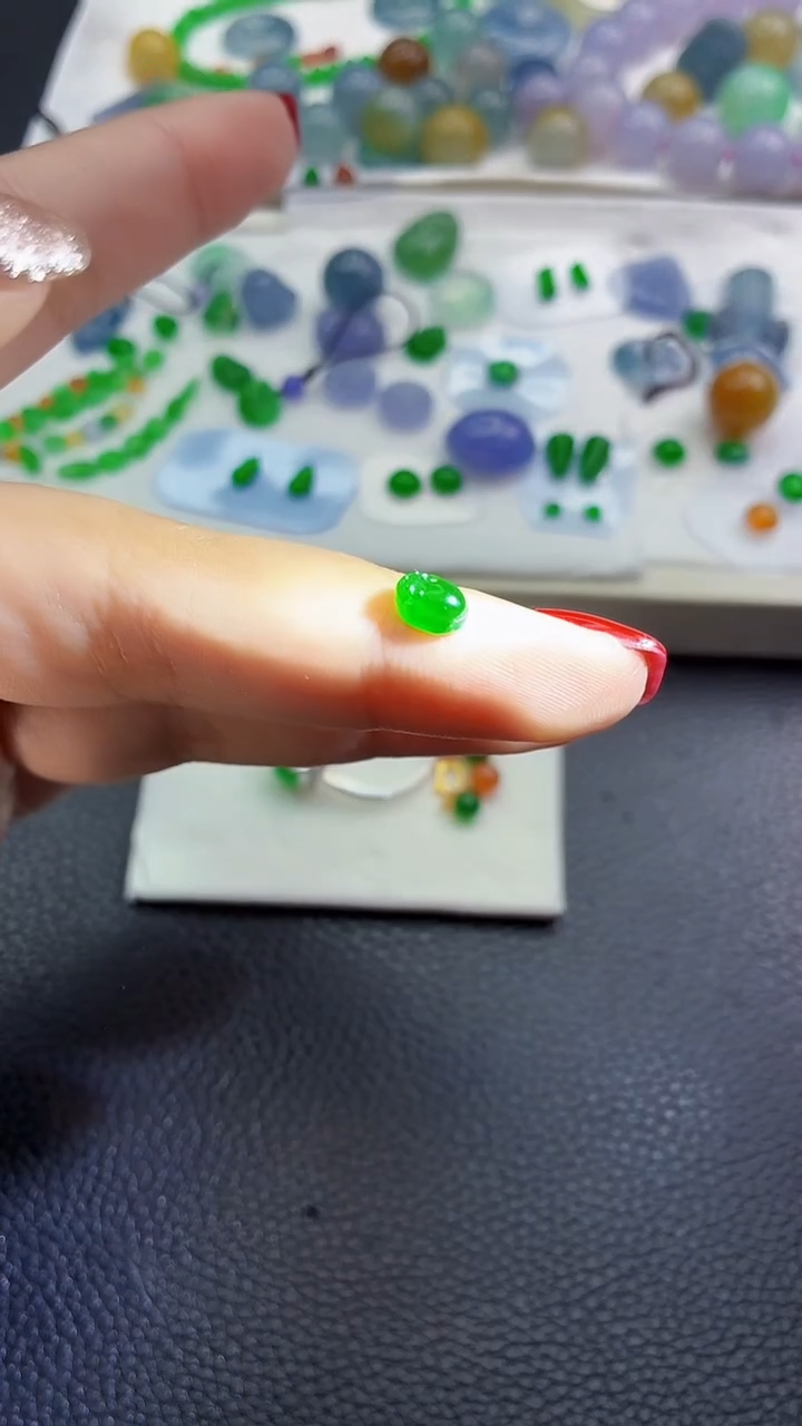 未镶嵌定制翡翠?****妹4015