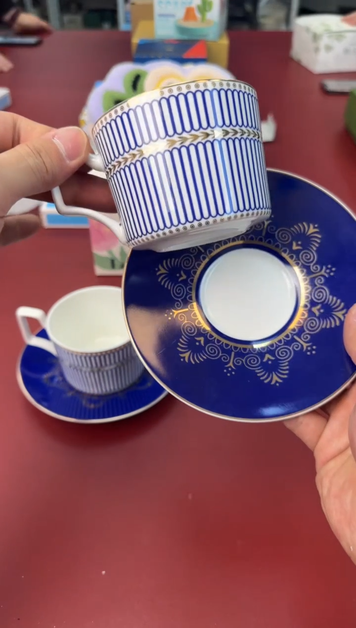 【闪购商品】瓷片新号开播全场漏@@H1868