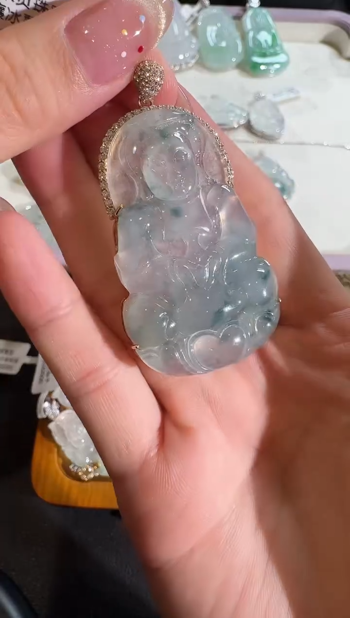 【闪购商品】翡翠吊坠(不含链)18K金镶嵌【源头工厂】钻石镶嵌