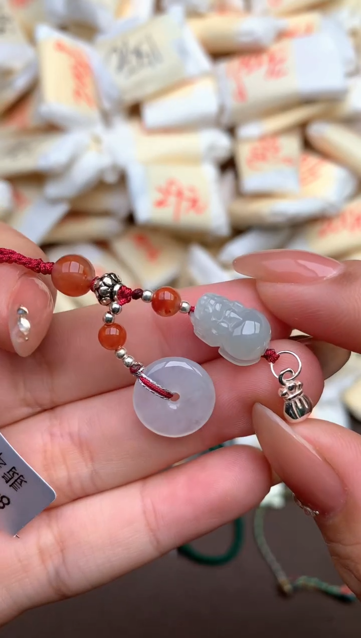 【闪购商品】翡翠挂件未镶嵌— 