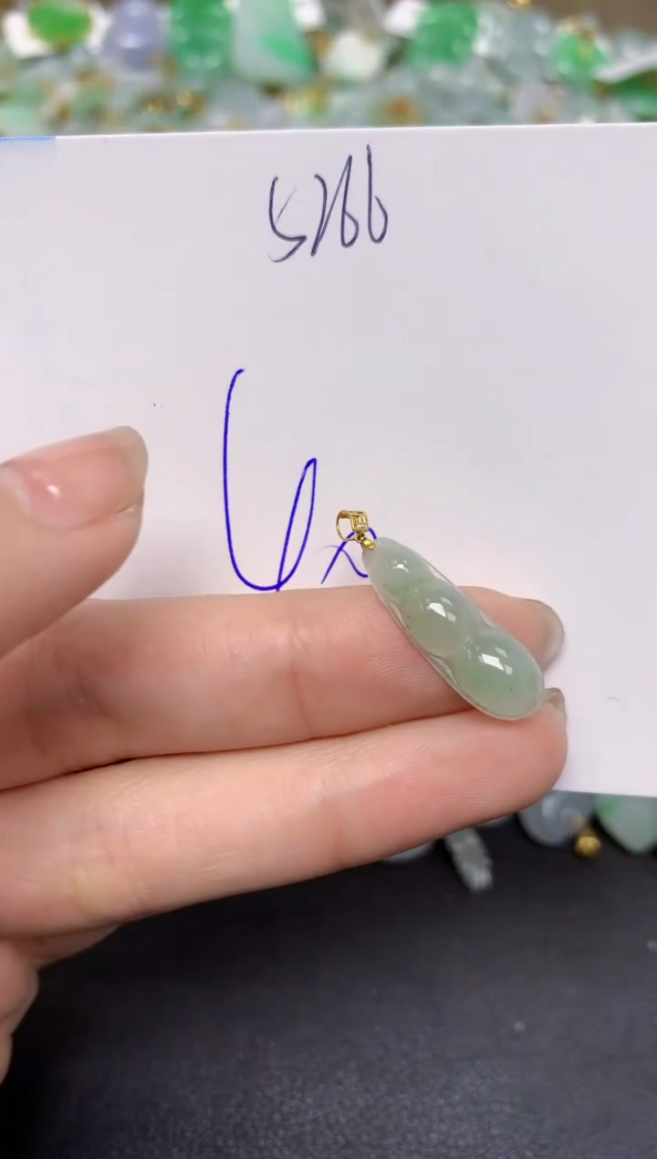 【闪购商品】翡翠颈饰18K金镶嵌天然翡翠A货