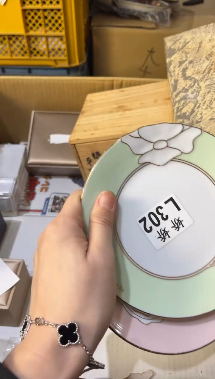 瓷S****1+302Sunny111