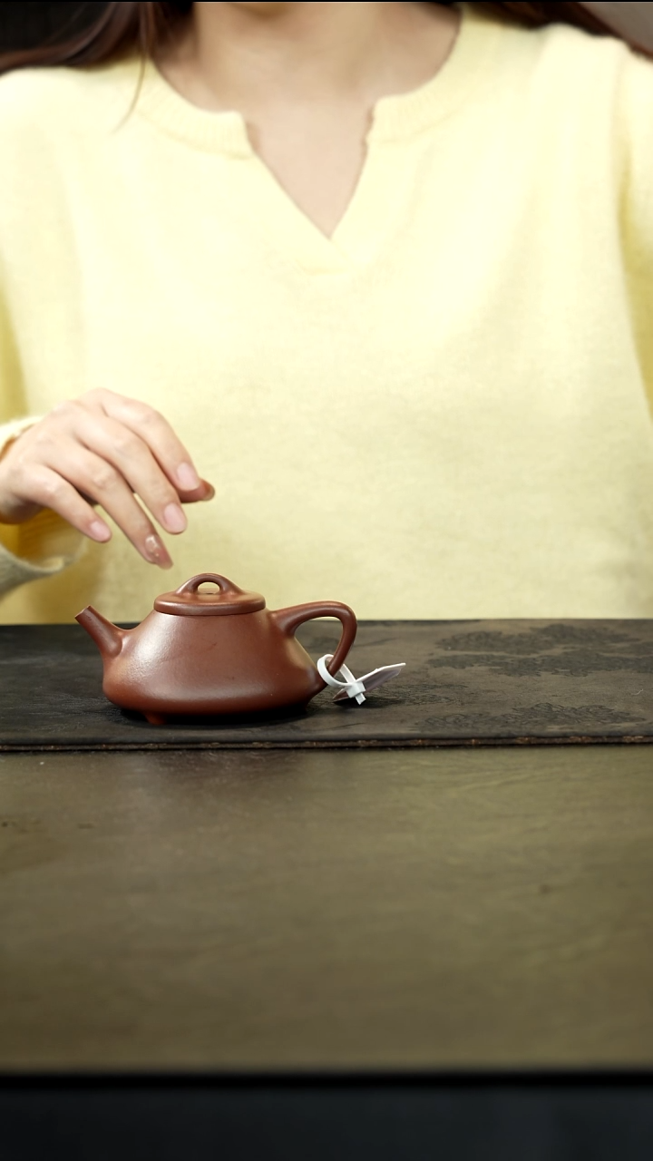 茶壶紫砂底槽青子冶石瓢光素150cc