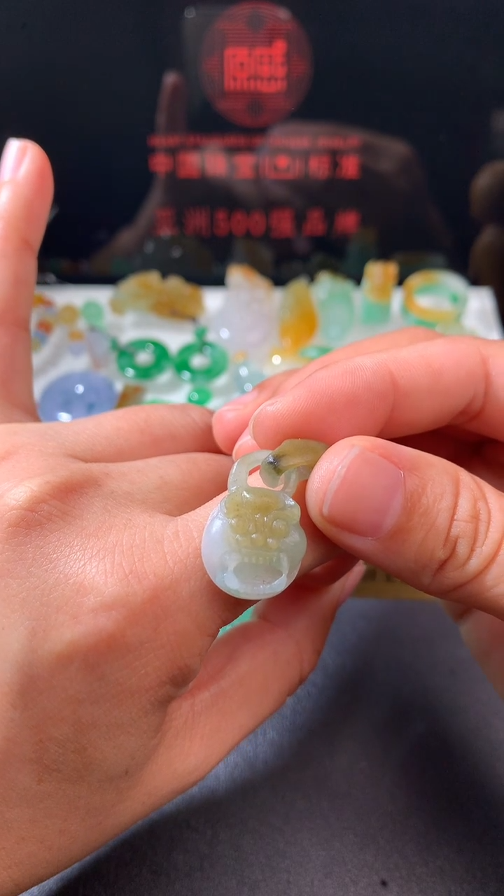 未镶嵌定制翡翠翰*     