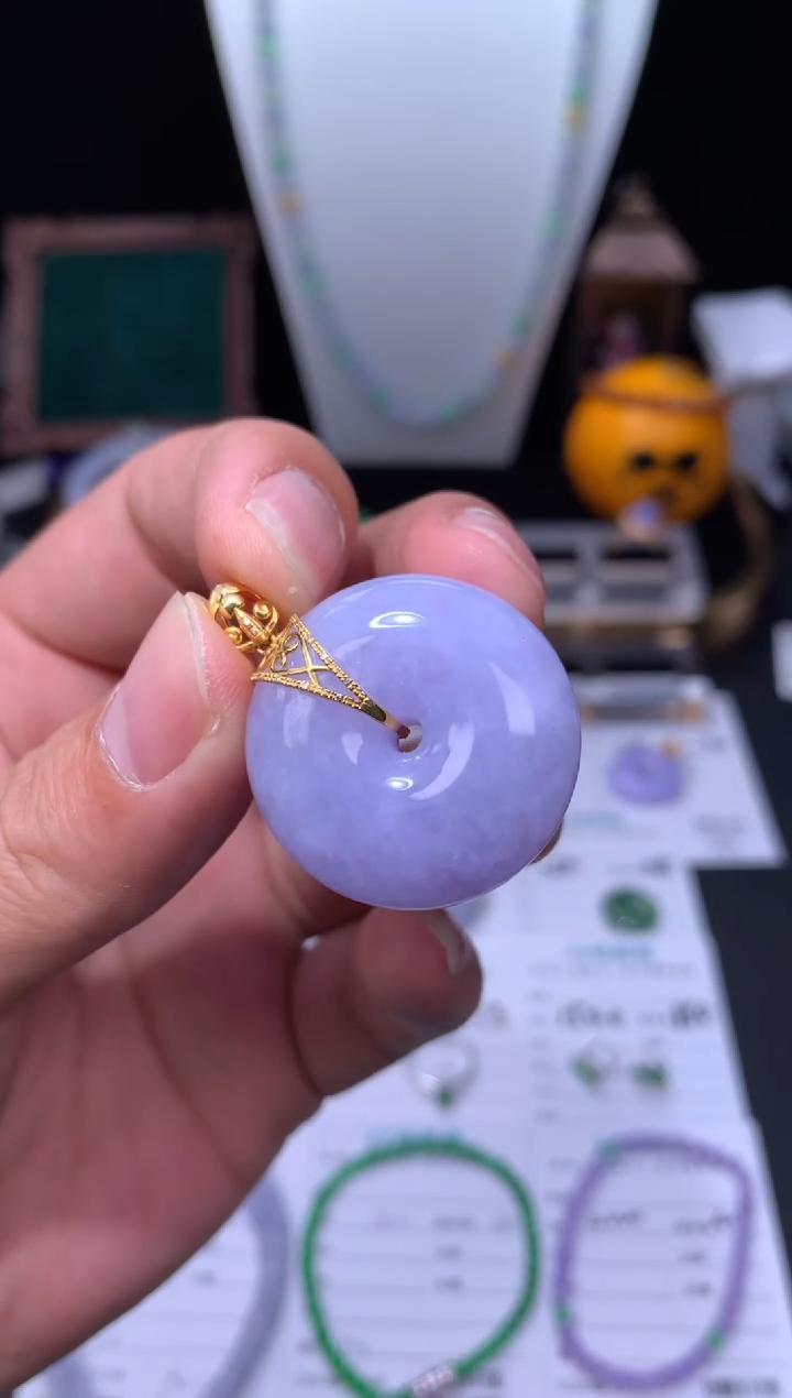 18K金镶嵌定制翡翠48小时鉴赏期 退货不扣服务费