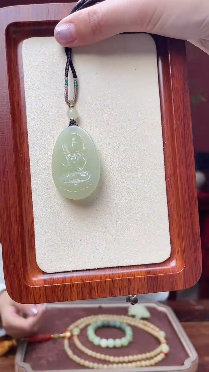 【闪购商品】和田玉挂件未镶嵌虚空藏菩萨尺寸约45*30mm+