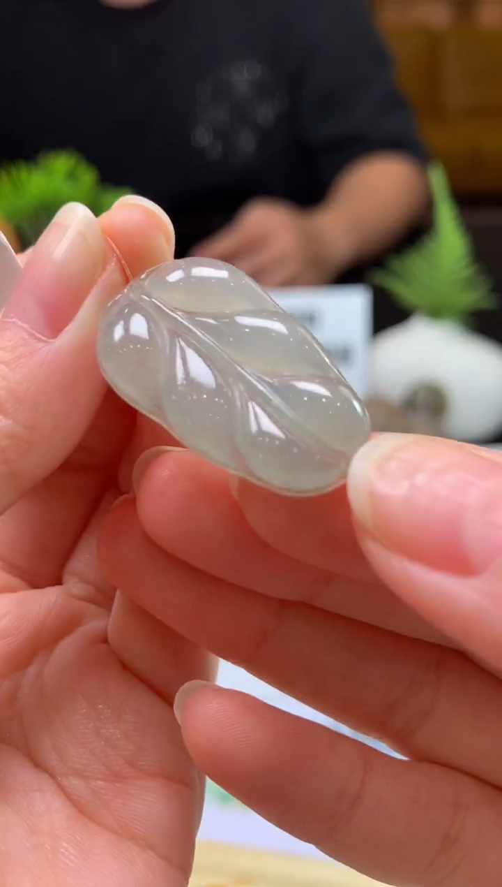 未镶嵌定制翡翠异**情---119698