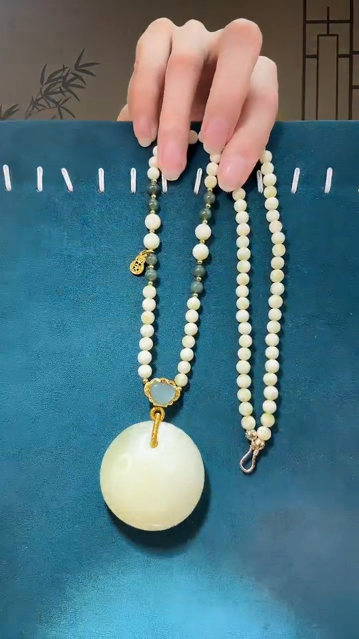 【闪购商品】琥珀裸石未镶嵌A0252天然蜜蜡