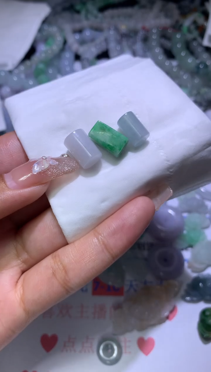 【闪购商品】翡翠挂件未镶嵌MJX032764