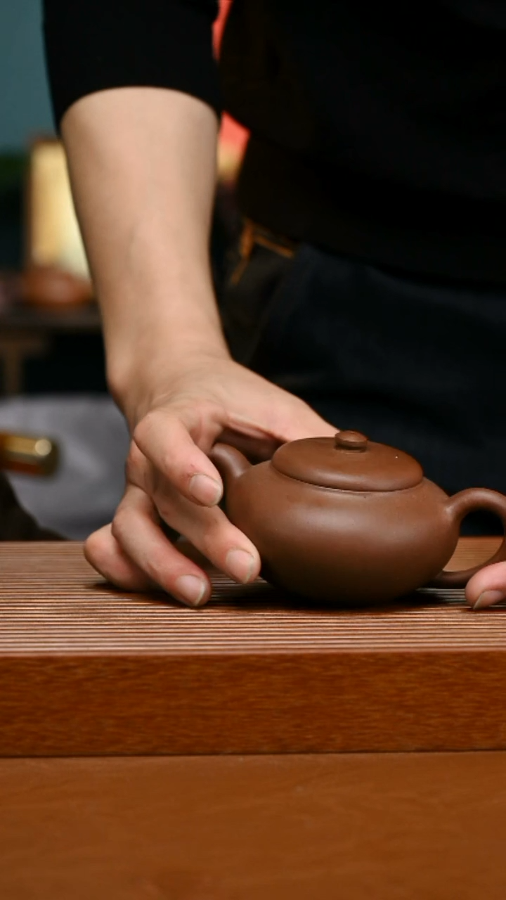 茶壶紫砂精工底槽清199