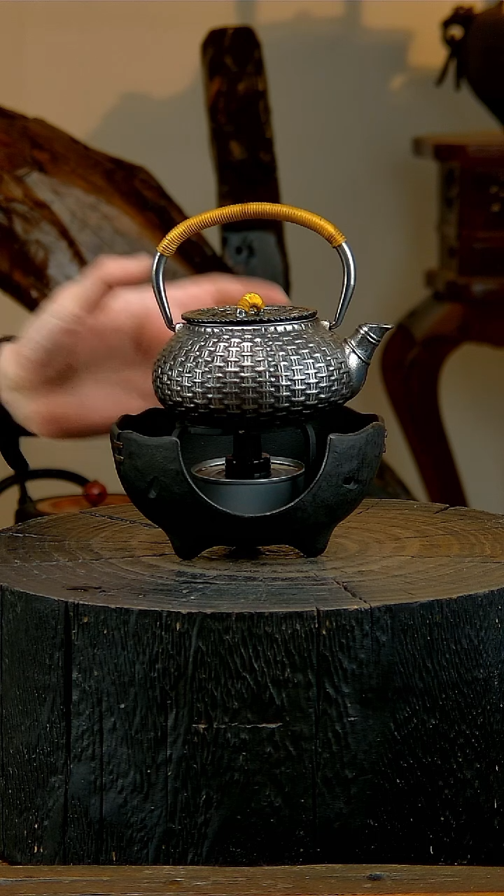 别看我人不正经。壶，正儿八经！！