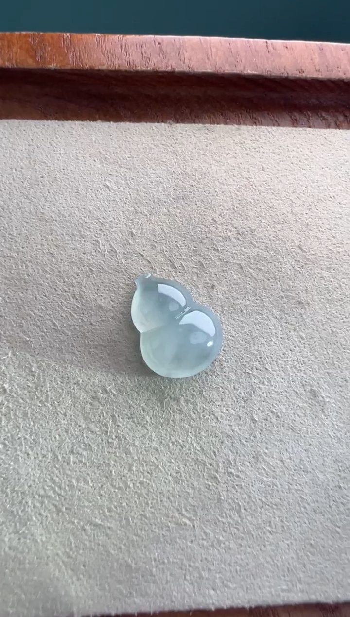 未镶嵌定制翡翠白冰葫芦