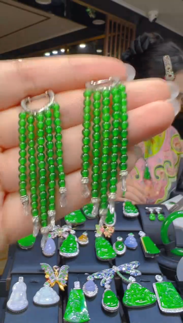 银S925镶嵌翡翠耳饰102  (多样性发货发其一)