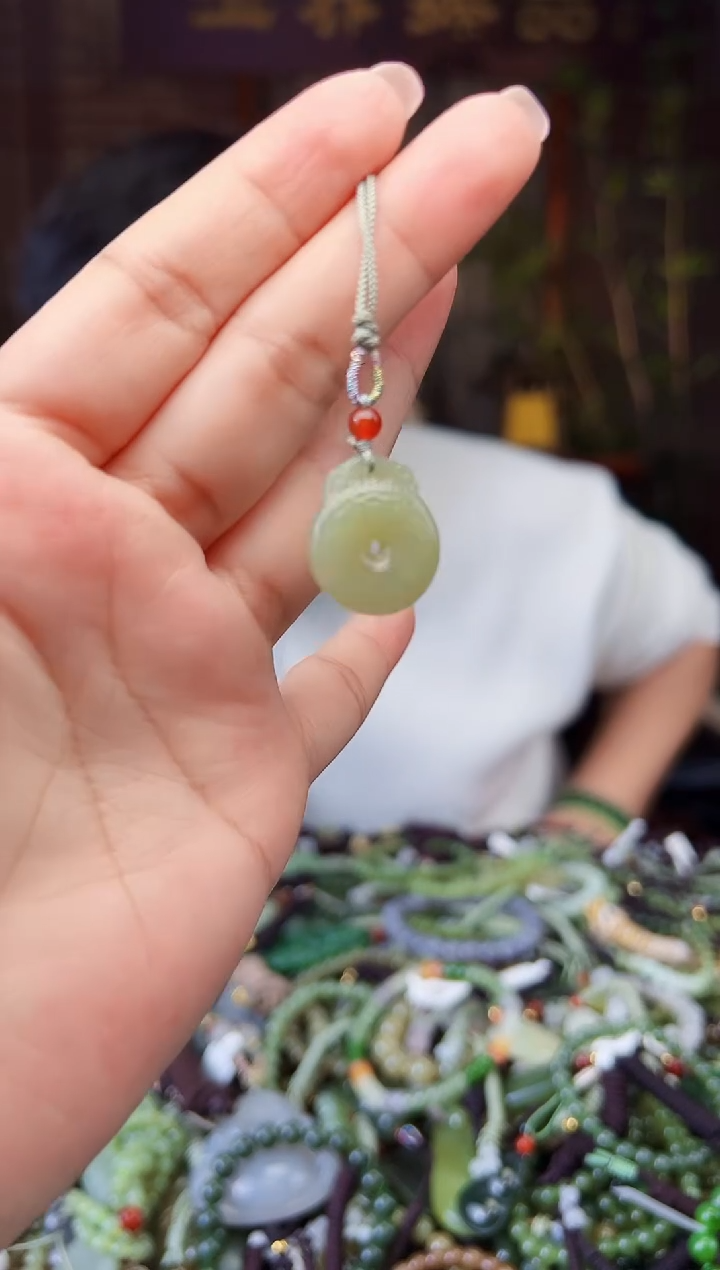 颈饰未镶嵌和田玉多样性发货拍一发一