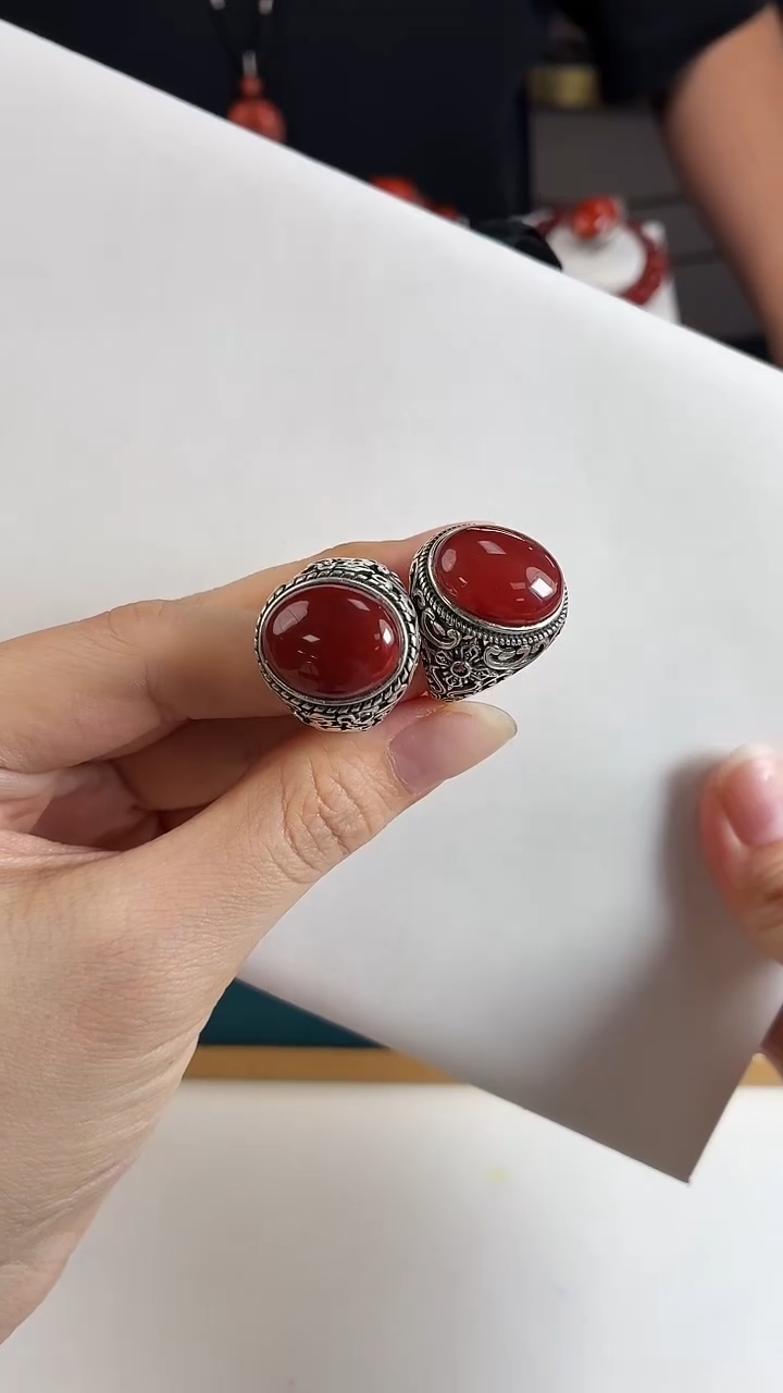银S925镶嵌瓦西戒指南红玛瑙（多样式发其一）
