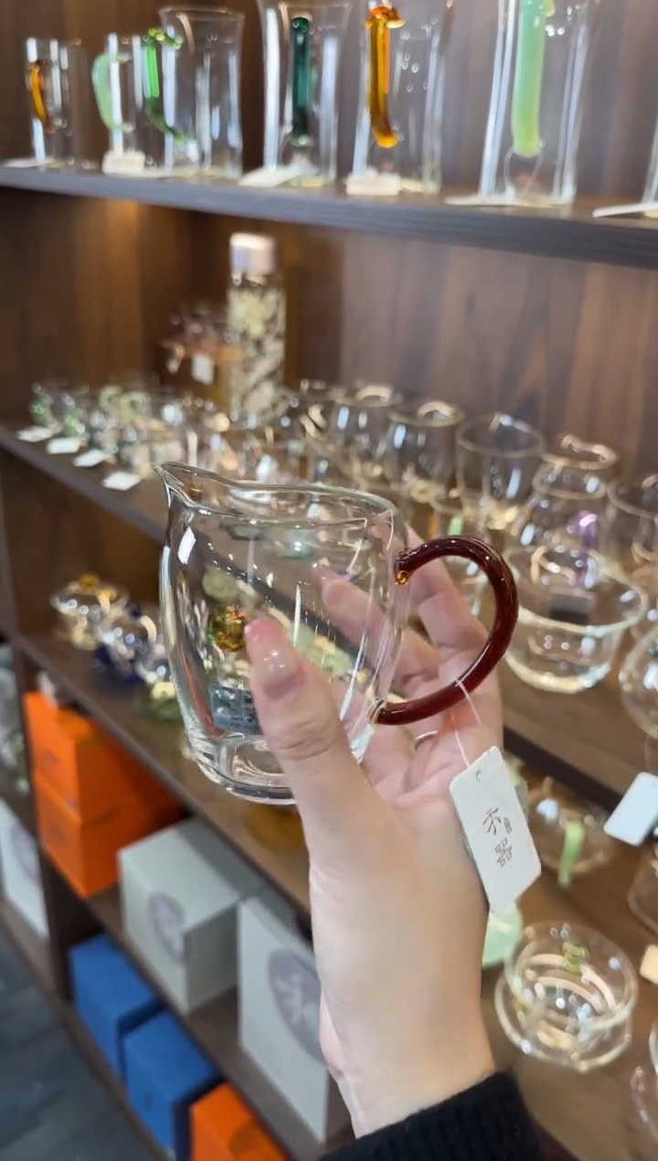 禾器公道杯琥珀色