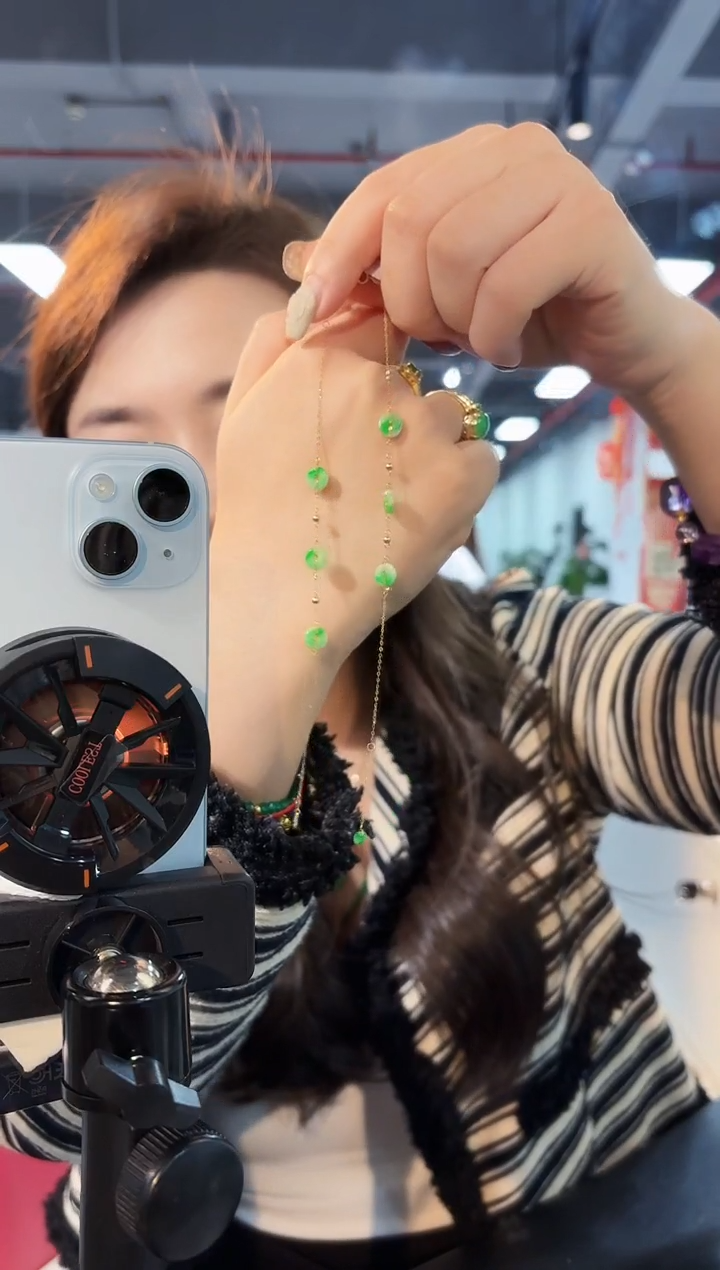 【闪购商品】翡翠手链18K金镶嵌缅料A货/多样性发货/一件