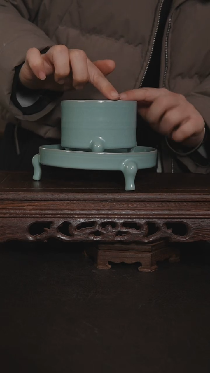 摆件瓷仿古手工三足笔洗+三足炫纹尊