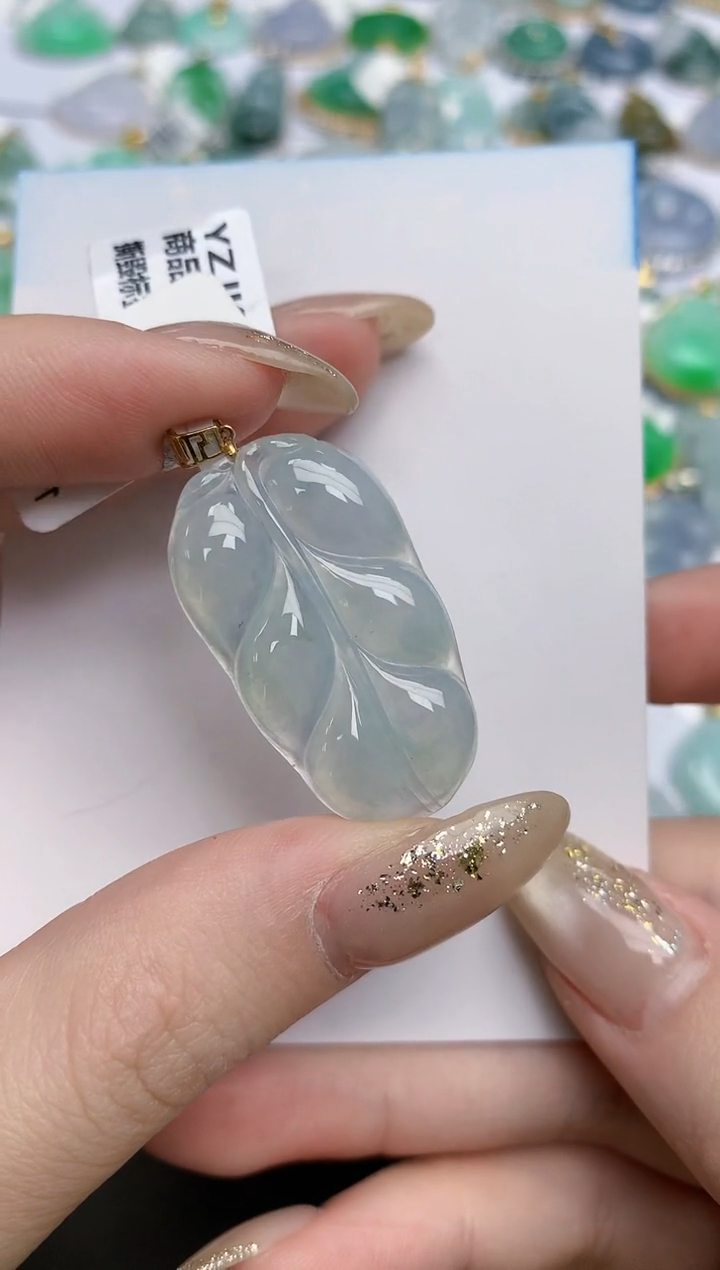 【闪购商品】翡翠颈饰18K金镶嵌天然缅甸翡翠A货