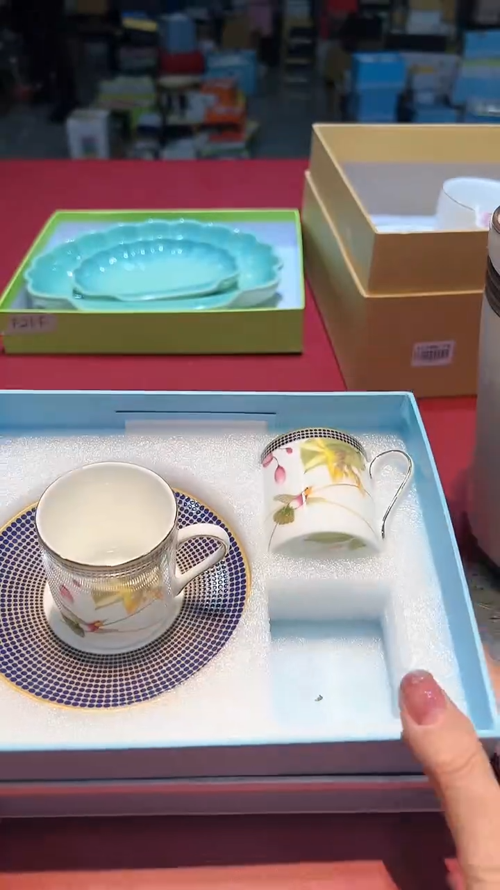 【闪购商品】瓷片锅碗瓢盆一件不剩