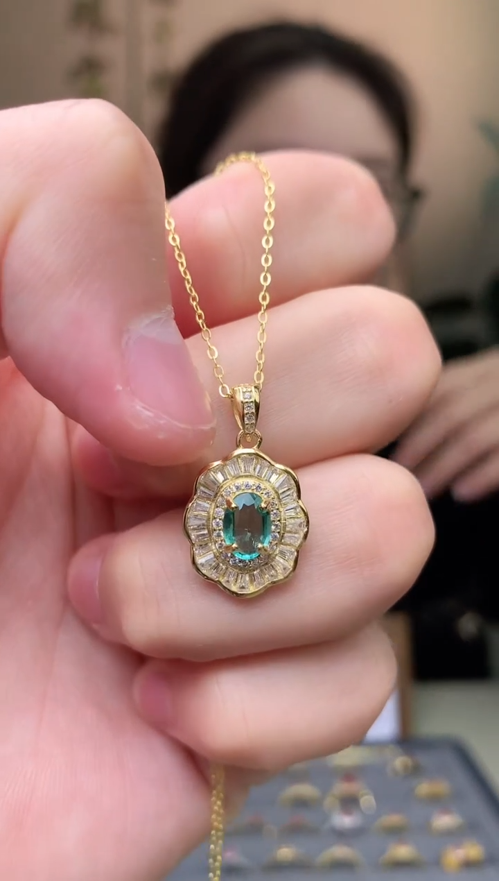 【闪购商品】祖母绿颈饰银S925镶嵌吊坠