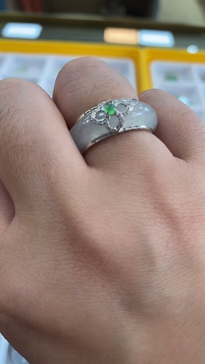 【闪购商品】翡翠挂件未镶嵌18圈翡翠10007