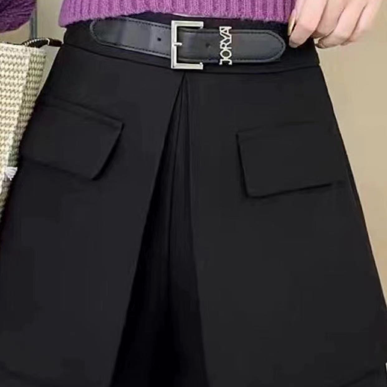 9402百搭气质时尚潮流不规则高腰短裤