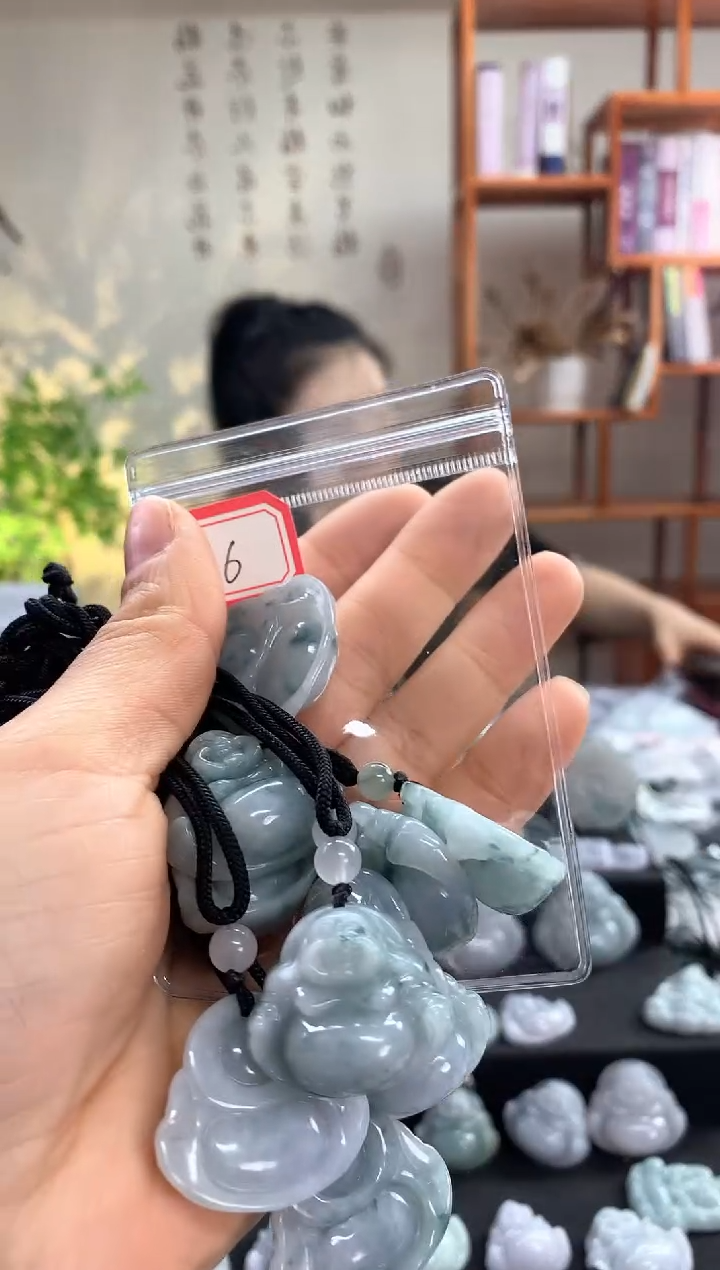 【闪购商品】翡翠颈饰未镶嵌佛公916 多样性发一件