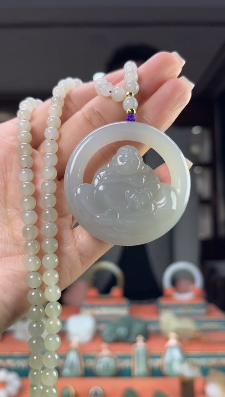 颈饰未镶嵌和田玉佩佩