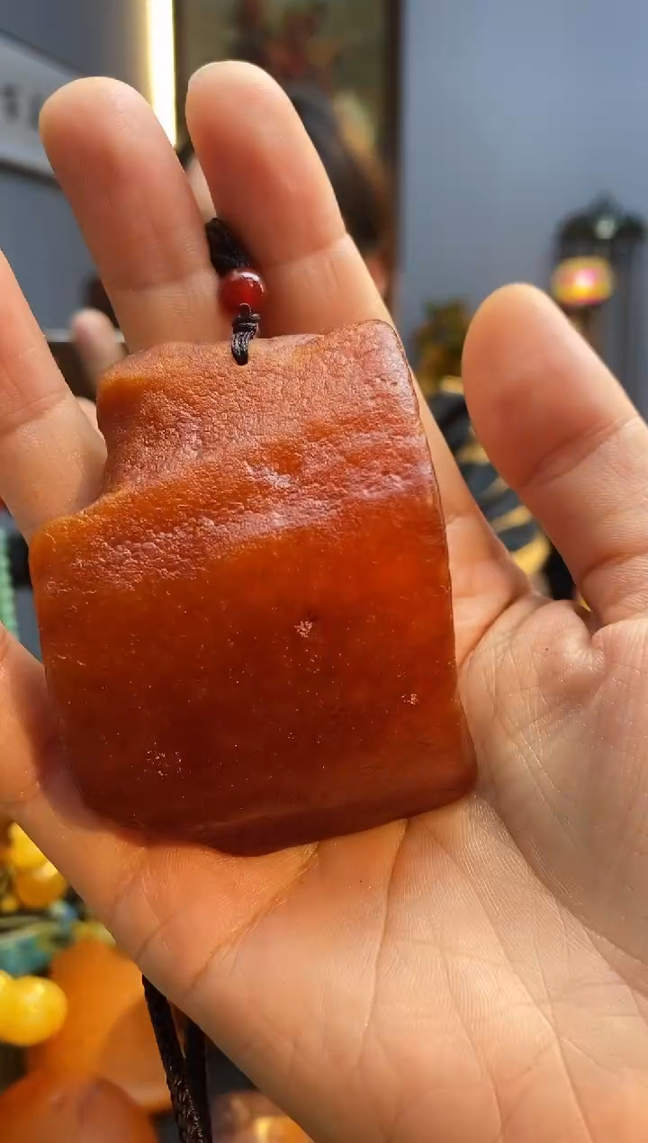 琥珀颈饰未镶嵌吊坠