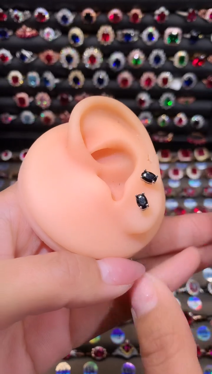 【闪购商品】蓝宝石耳饰银S925镶嵌46山蓝