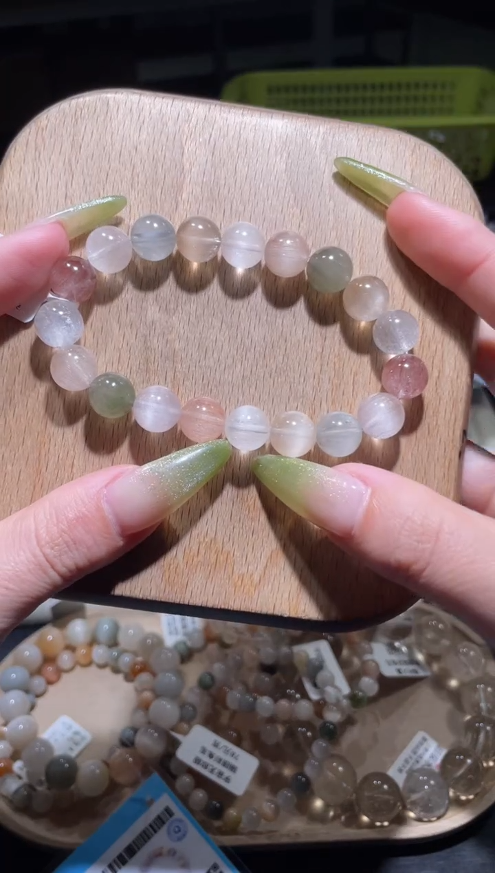 【闪购商品】水晶手链未镶嵌22号多性样发-R 10+