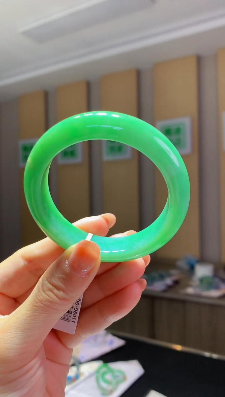 未镶嵌手镯翡翠- 圈口 