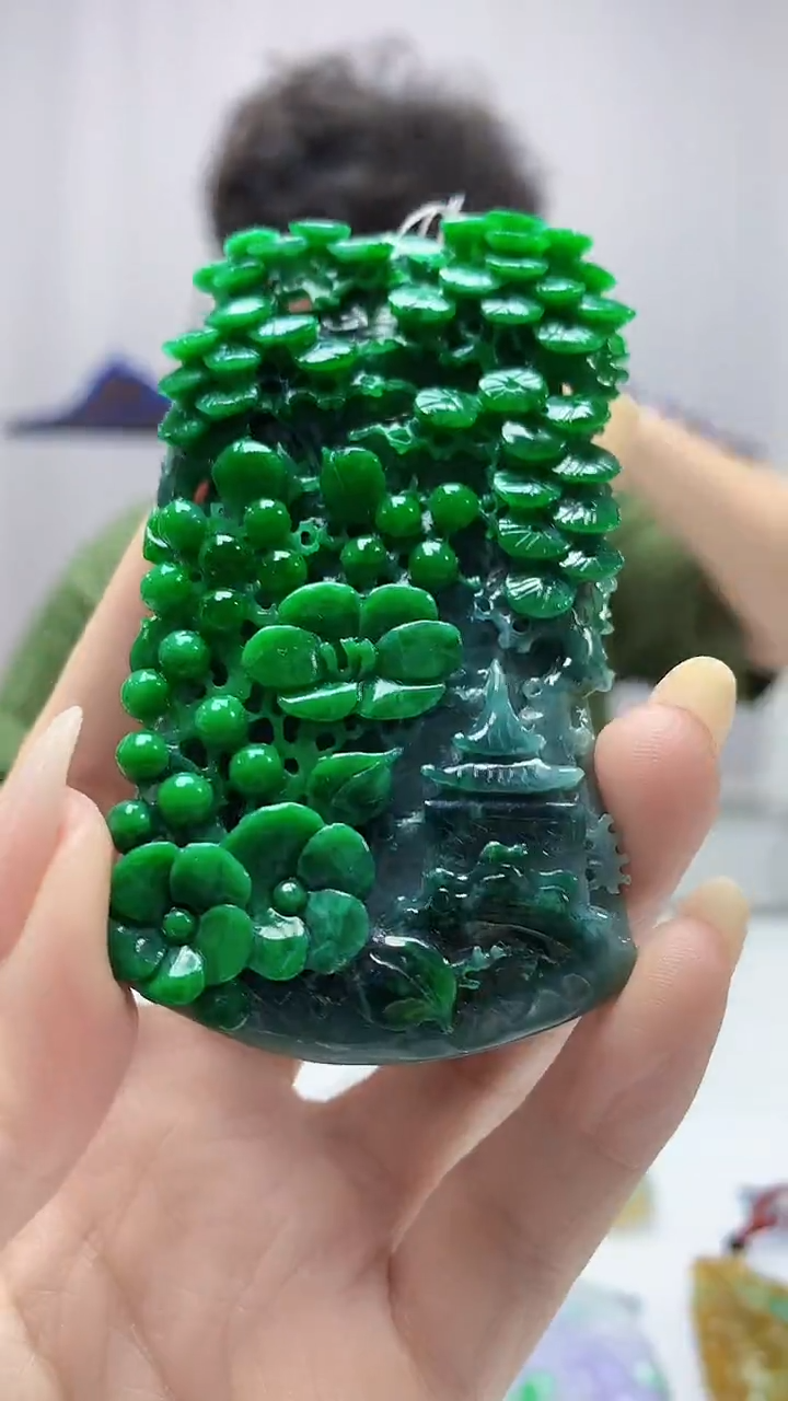 【闪购商品】定制翡翠未镶嵌4688DD-毛货挂件145