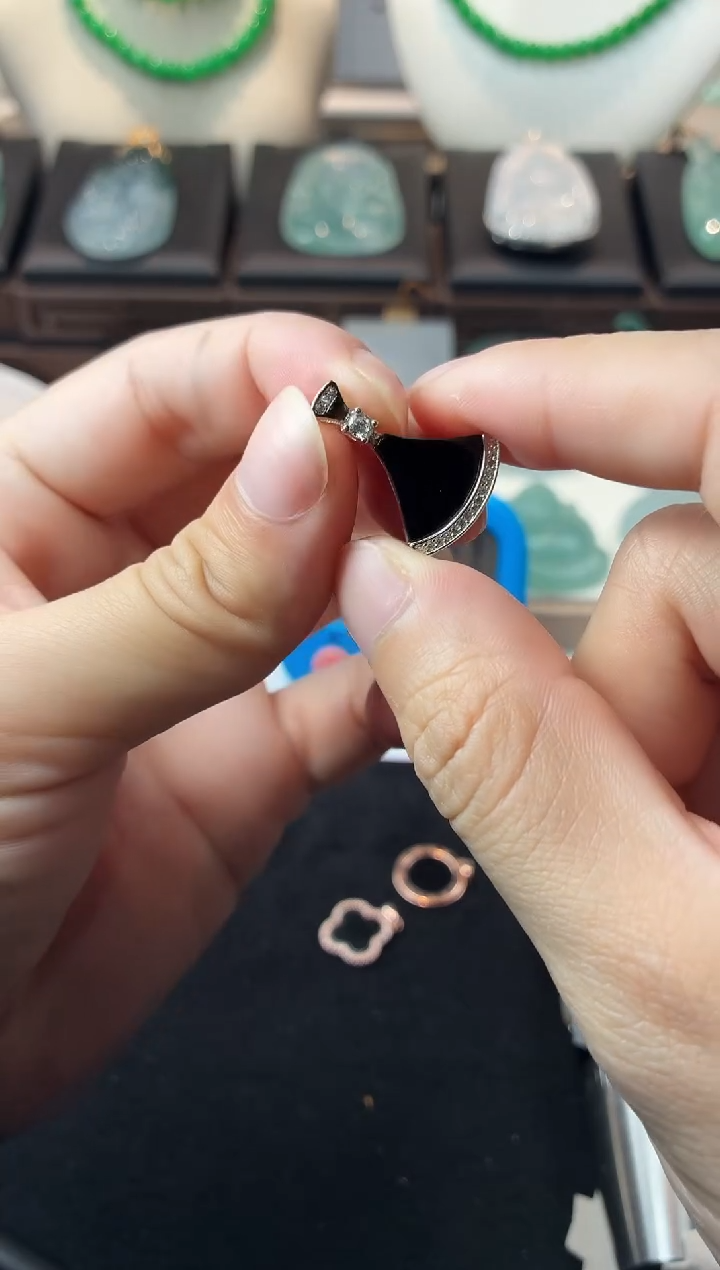 未镶嵌定制翡翠路**L毛货不退不换